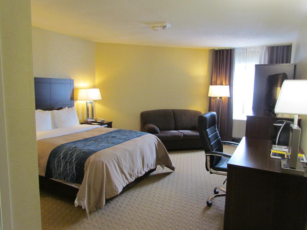 Comfort Inn Труа-Рів'єр Екстер'єр фото