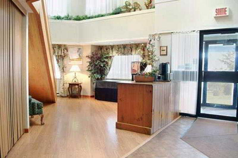 Comfort Inn Труа-Рів'єр Інтер'єр фото